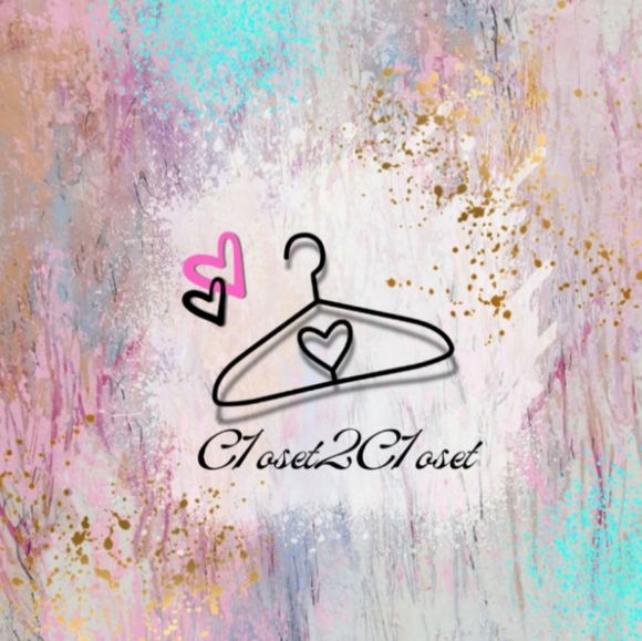 UNLISTED LIVE SHOW ITEMS "UNLISTED ITEMS" @c1oset2c1oset - Picture 2 of 2